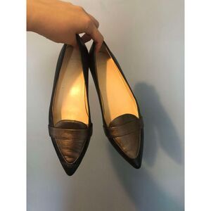 Elegant Black Leather Flats